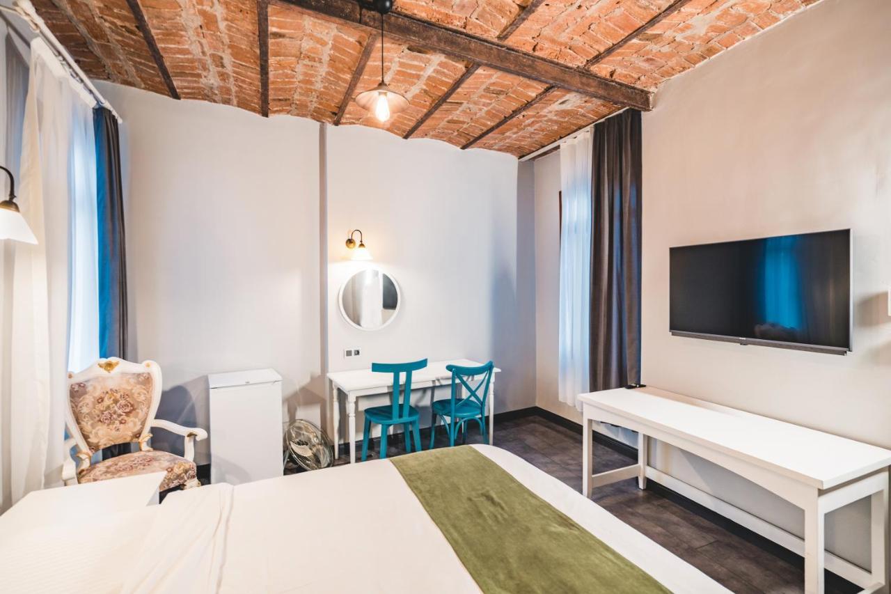 Hotel Fresia Istanbul Bagian luar foto