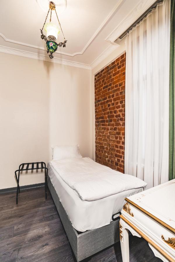 Hotel Fresia Istanbul Bagian luar foto